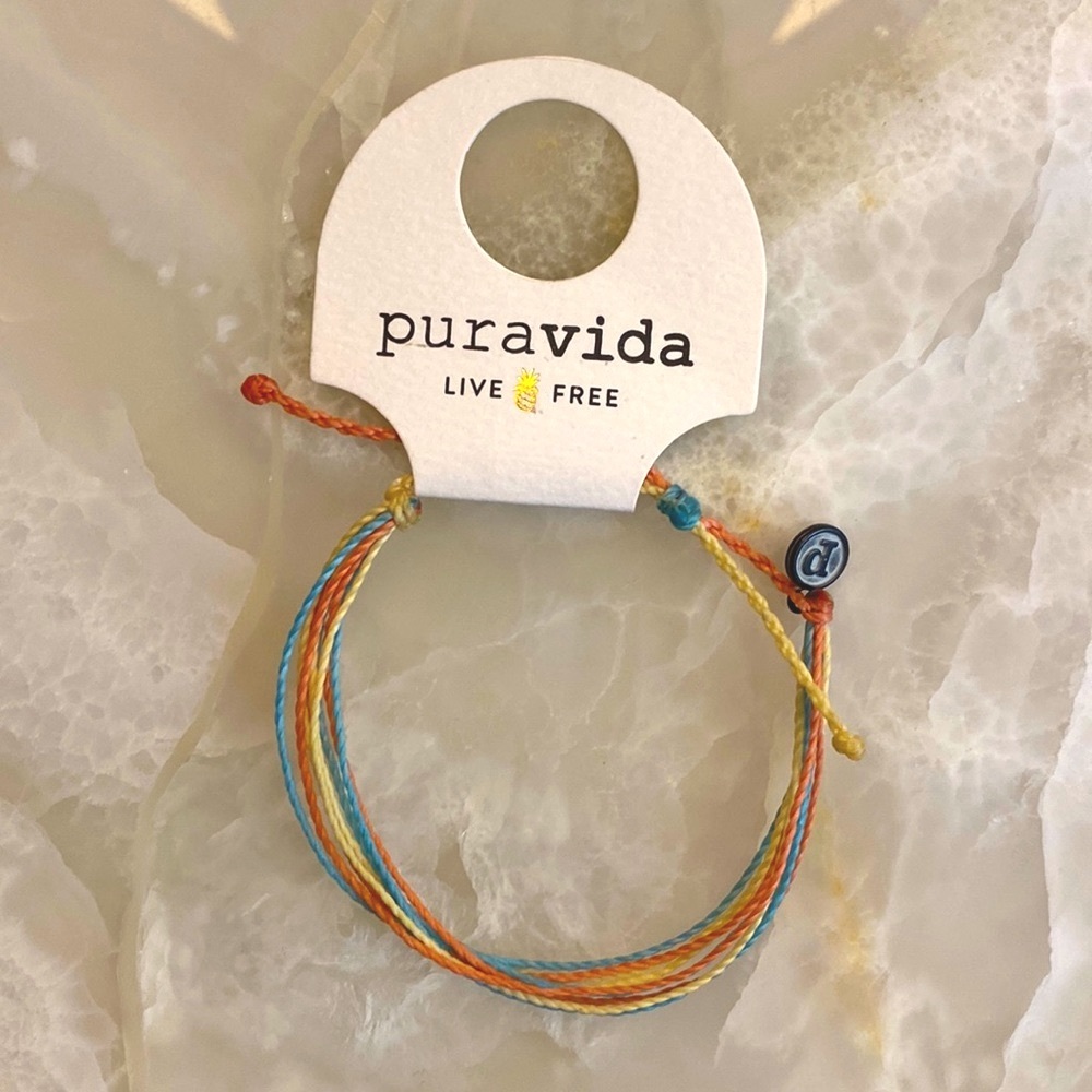 🌼 NWT Pura Vida Bracelet